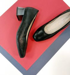 9-22303-43-BLACK