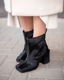 111-4BLACK