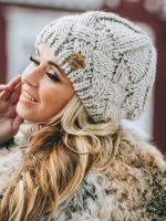 зимняя женская шапка вязаная узором Будапешт